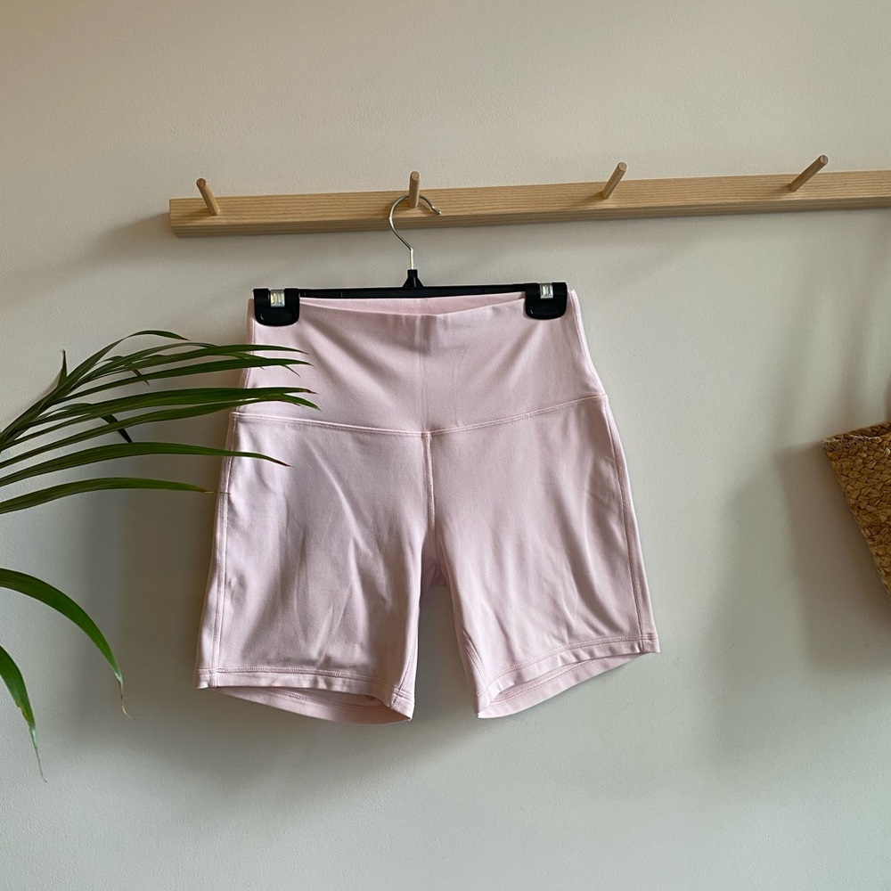 Lululemon biker short